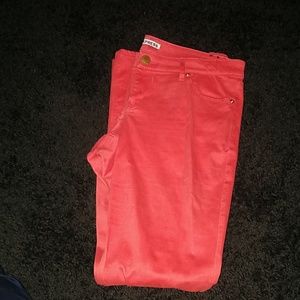 Express coral colored women's jeans